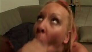 Amateur Babe with natural tits Fucking Anal - porn video