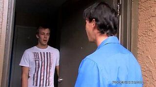 Cheating on His Wife with a Sexy Guy - porn video