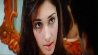 leaked hot bad scene of Tamanna bhatia in himmatwala HD - porn video